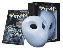 Batman Court Of Owls Book & Mask Set (N52) | Game Master's Emporium (The New GME)